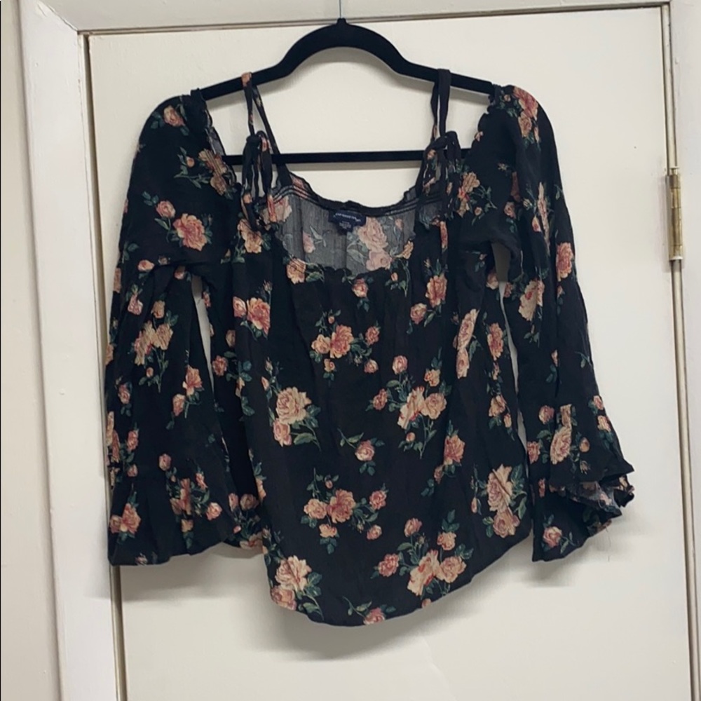 Open shoulder long sleeve top!